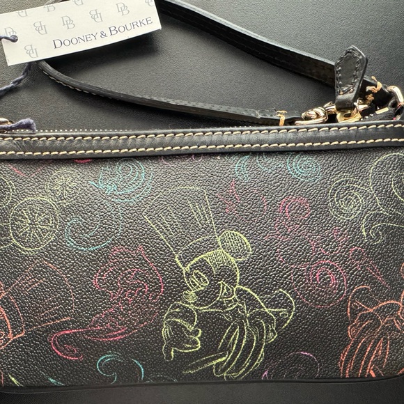 NWT.   Disney Dooney & Bourke Wristlet - Picture 2 of 11